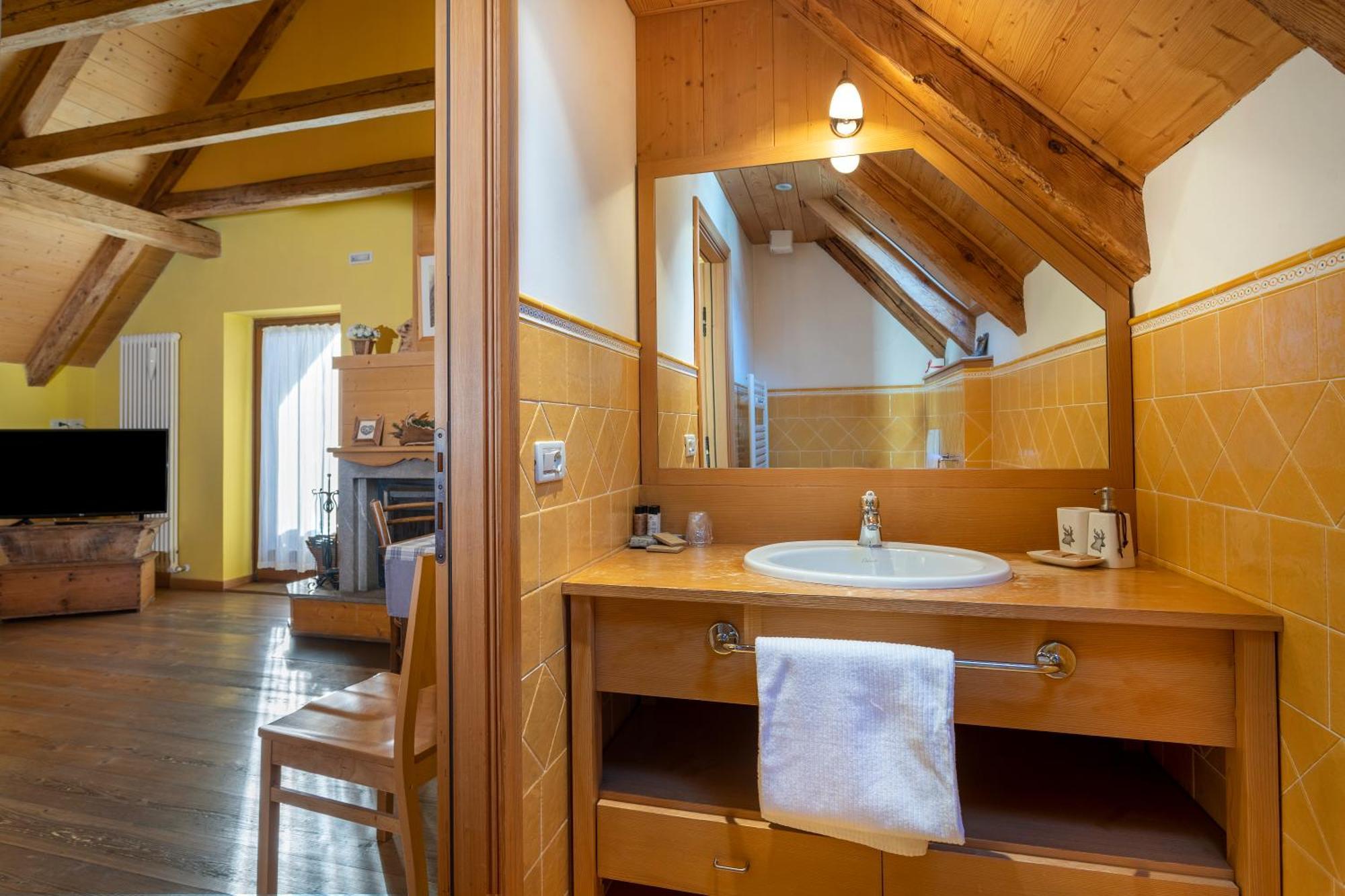 Hotel Valbruna Inn Bed & Breakfast