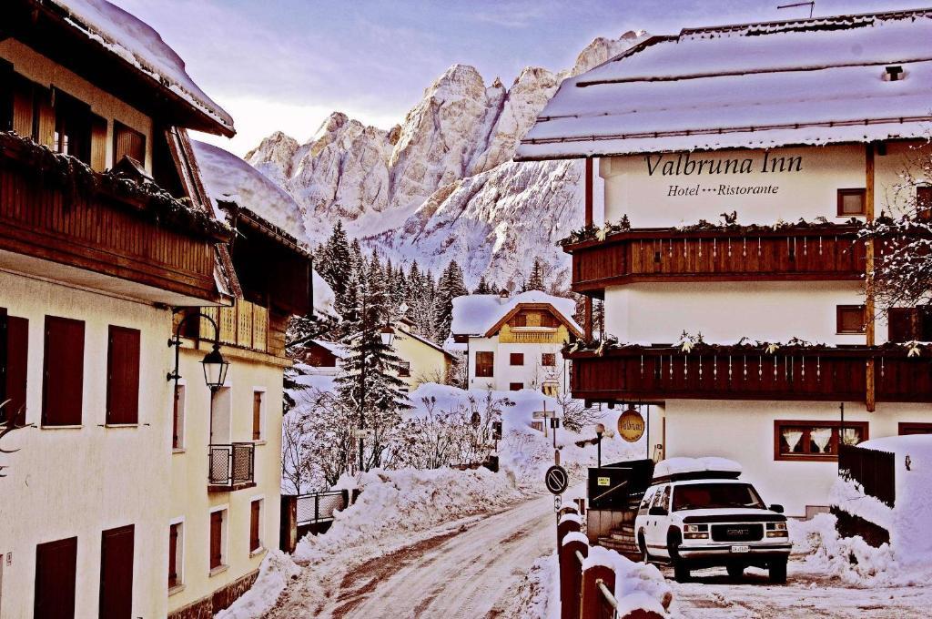 Hotel Valbruna Inn Bed & Breakfast 3*